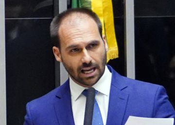 Maia diz que Eduardo Bolsonaro pode ser punido por aventar “novo AI-5”