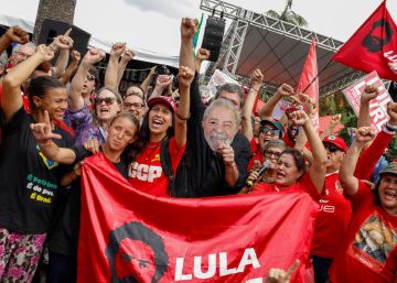 Lula é solto após 580 dias preso na sede da PF em Curitiba