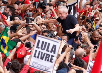 Imagem positiva de Lula cresce, mas maioria é contrária à decisão do STF que o libertou