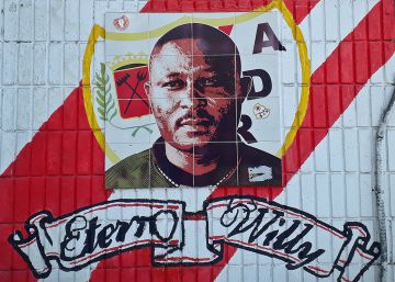 Goleiro negro virou símbolo da torcida antirracista do espanhol Rayo Vallecano