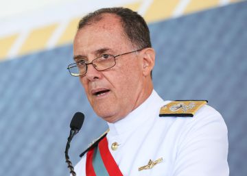 Comandante da Marinha diz que Brasil precisa de dois bilhões de reais para evitar novos desastres no mar