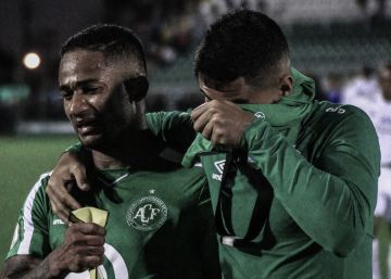 Rebaixamento e crise financeira comprometem assistência aos familiares das vítimas na Chapecoense