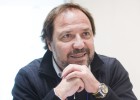 La condició de “país bilingüe” frena la traducció de LinkedIn al català