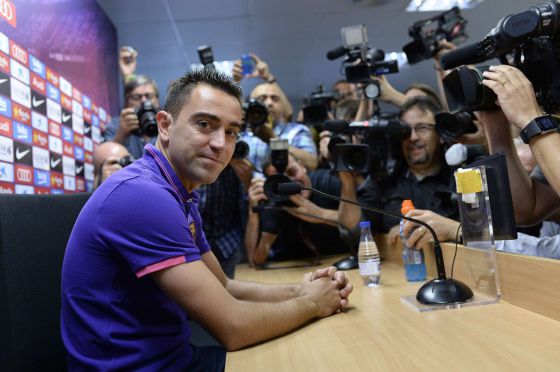 Xavi Hernandez, abans de la roda de premsa de comiat.