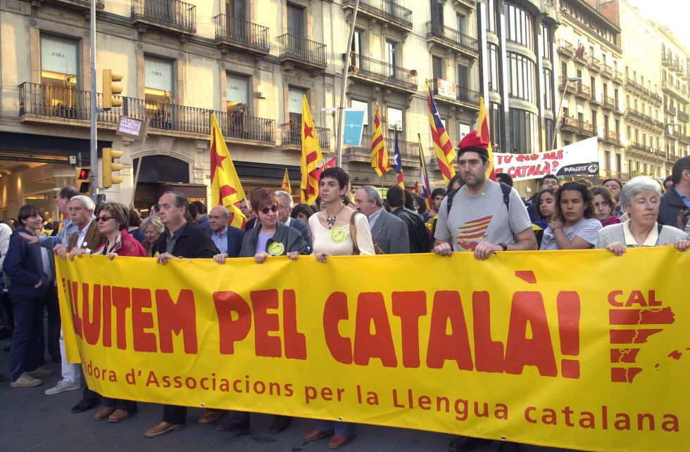 Marxa a Barcelona del 2003 promoguda per la Coordinadora d'Associacions per la Llengua catalana.