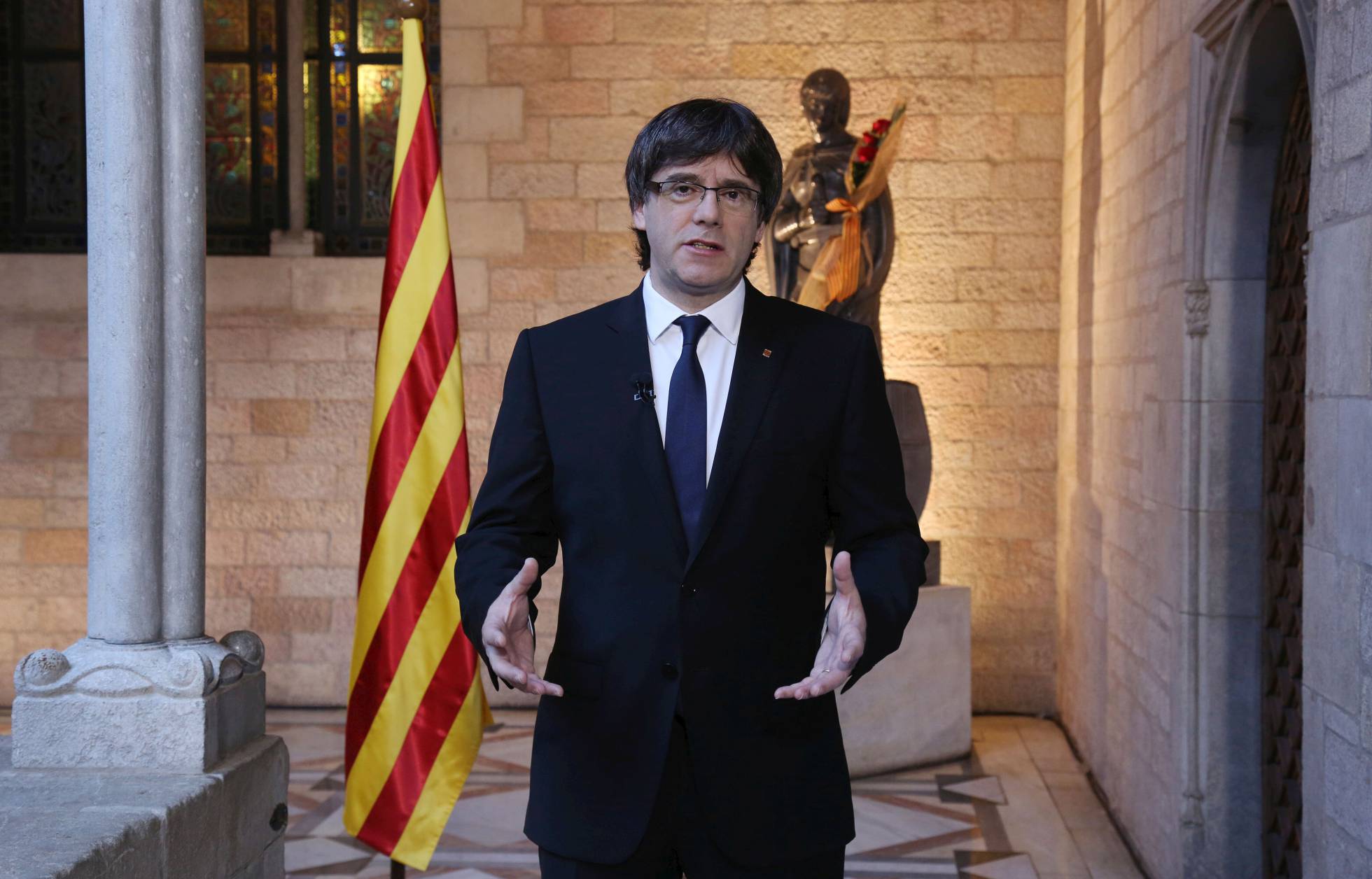 El presidente Carles Puigdemont esta mañana al Palau de la Generalitat. El presidente Carles Puigdemont esta mañana al Palau de la Generalitat.