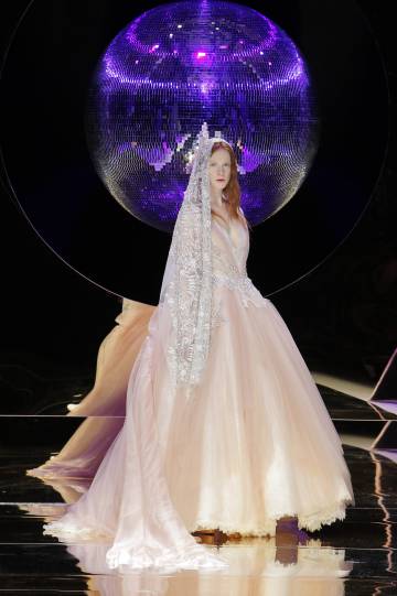 Disseny de Yolan Cris en el moment d'homenatge a Prince.