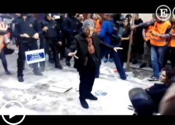 La anciana que llamó “ladrones” a los okupas es una líder de Vox