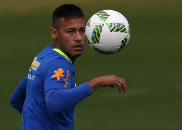 Neymar pensa amb els peus