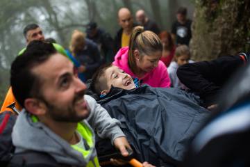 L'alegria de l'Aaron en pujar per primer cop una muntanya.
