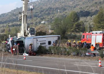 El juez descarta imprudencia y archiva el caso del autocar de Freginals El juez descarta imprudencia y archiva el caso del autocar de Freginals