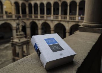 Bon ritme de vendes el primer dia de la nova ‘Gramàtica’ catalana