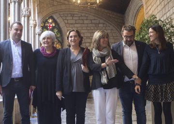 Sis alcaldes demanen que el Parlament forci els bancs a regular l’ocupació de pisos