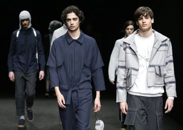 Daniel Rosa guanya el premi al millor disseny emergent del 080 Barcelona Fashion