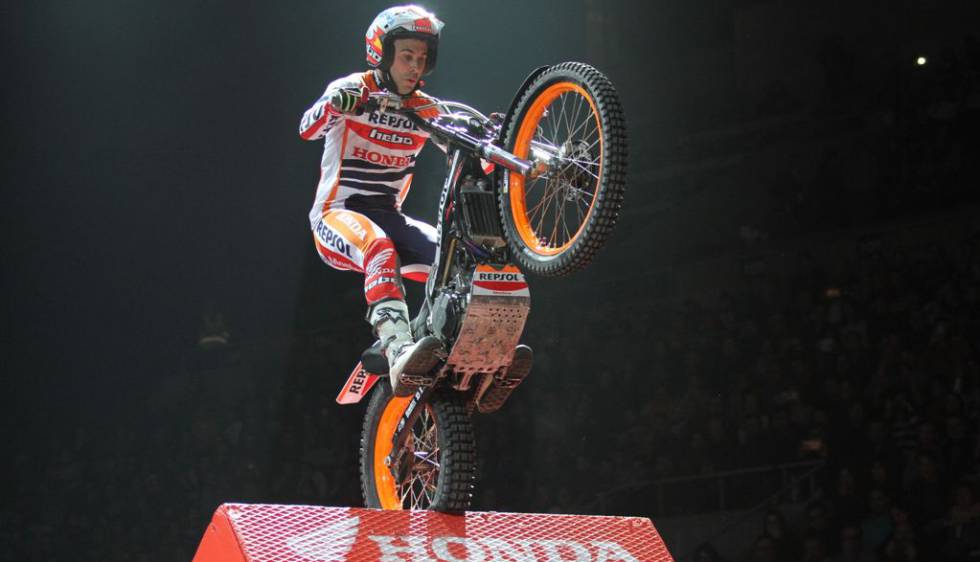 Toni Bou durant la prova d'ahir al Palau Sant Jordi.