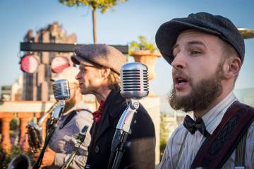 Música en directe amb vistes de Barcelona