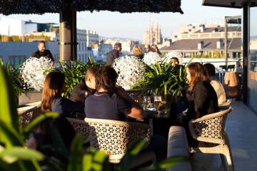 Música en directe amb vistes de Barcelona