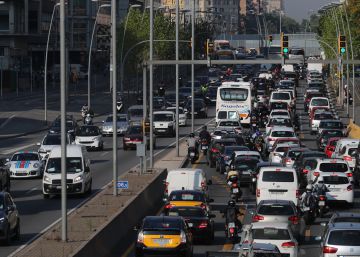 Problemes de trànsit el setè dilluns de vaga al metro a Barcelona Problemes de trànsit el setè dilluns de vaga al metro a Barcelona