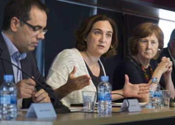 Colau diu que Barcelona “posarà totes les facilitats” per votar