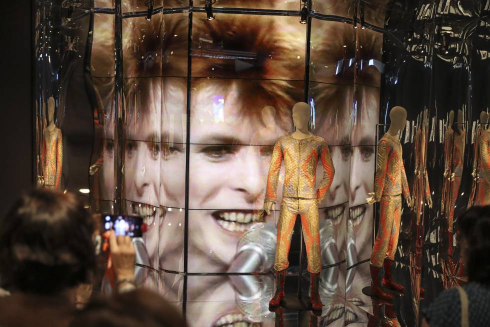 Imatge de l'exposició de Bowie a Barcelona.