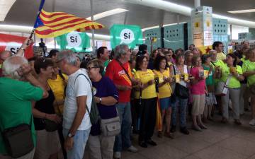 Acció de l'ANC a l'aeroport del Prat.