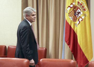 Alfonso Dastis, sociolingüista postveritable