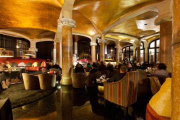 Cinc hotels de Barcelona on no només s’hi va a dormir