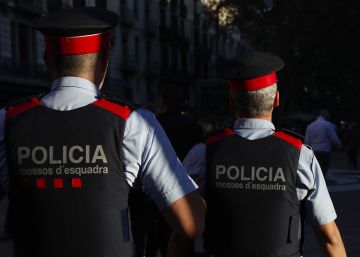 Una trabajadora hiere a dos compañeras y se tira desde un sexto piso en Sant Just Desvern