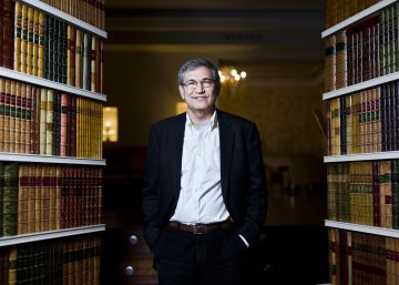 Pamuk, buscant nous ponts