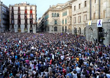Milers de persones es manifesten a Barcelona contra la sentència de la Manada