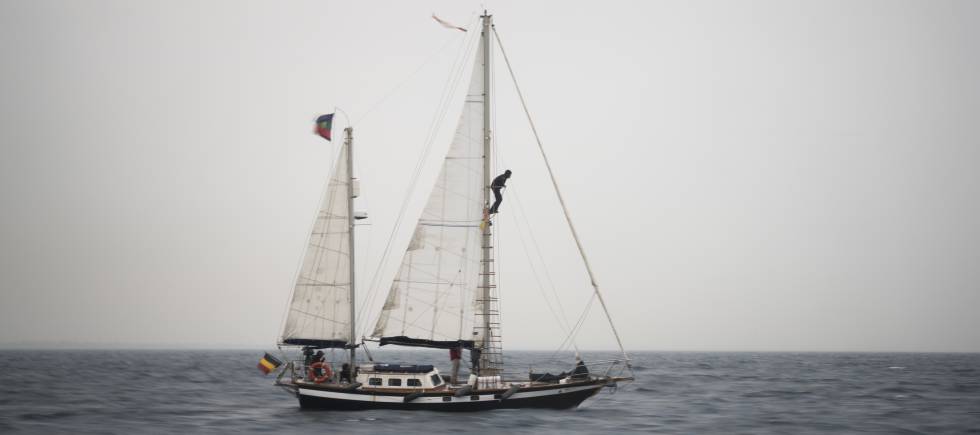 El vaixell en busca de balenes.