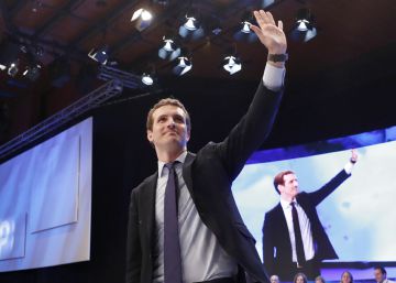 Pablo Casado, nou president del PP, consuma el gir a la dreta del partit