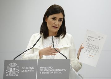 Montón dimiteix per les irregularitats del seu màster malgrat el suport de Sánchez