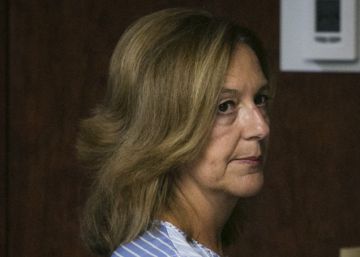 Carina Mejías va inflar el seu currículum amb un màster i un postgrau que no ha fet