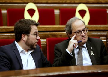 El bloc independentista es trenca i es queda en minoria al Parlament