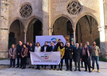 Un centenar de personalitats fan costat a Òmnium per demanar la llibertat dels presos