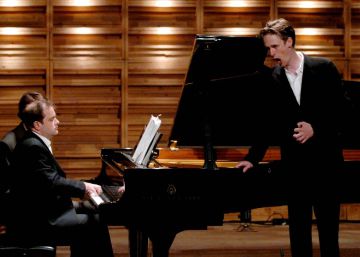 El tenor Ian Bostridge en una actuació a Tours (França).