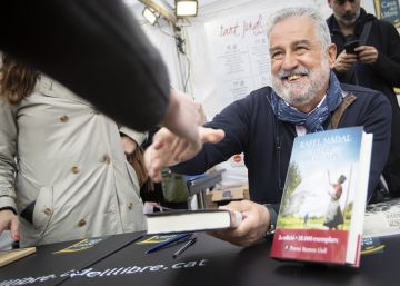 ‘El fill de l’italià’, de Rafel Nadal, i ‘Digues un desig’, de Jordi Cabré, els més venuts del Sant Jordi