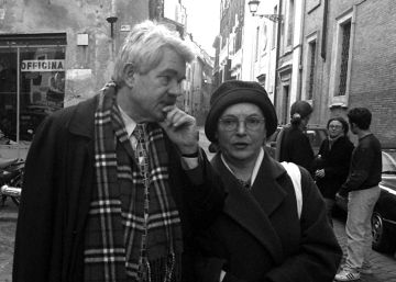 Pasqual Maragall y Diana Garrigosa, en Roma, en diciembre de 1997.