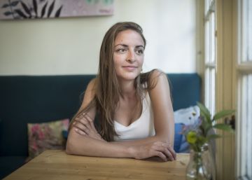 Irene Solà: “L’art m’ha donat irreverència, un punt de bogeria literària”