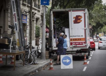 Els veïns de Barcelona es resisteixen a marxar de la ciutat