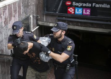 Els identificats en l’operació contra els robatoris al metro de Barcelona acumulen 185 detencions i 667 denúncies