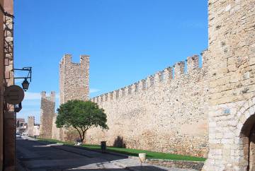 Cinc pobles medievals per fer una escapada de tardor