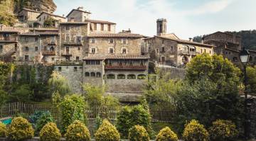Cinc pobles medievals per fer una escapada de tardor