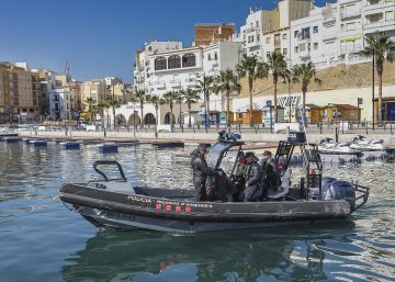 Una policia del mar encara sense barques
