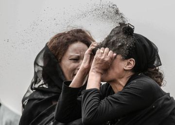 Dos fotògrafs barcelonins, Ricard García Vilanova i Ramon Espinosa, finalistes del World Press Photo