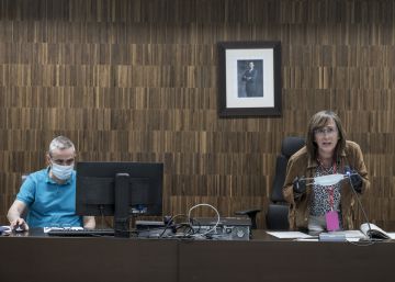 A la guàrdia de la Carmen: “Que el detingut s’abaixi la mascareta, que no se l’entén”