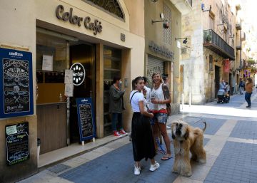 “Necessitava sabatilles noves, se m’han trencat de tants dies d’estar per casa”