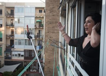 Fase 1: la soprano canta per últim cop a la seva finestra de l’Eixample
