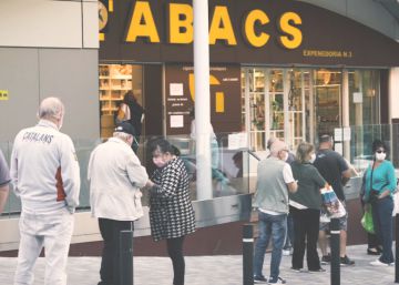 El poble amb una vorera francesa i l’altra espanyola on es confonen les normes de la desescalada
